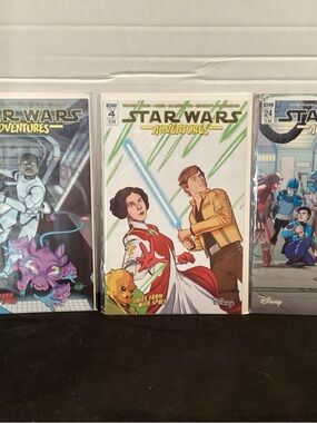 364-Lot of 3 Star Wars Adventures Comic Books Numbers 3, 4 & 24